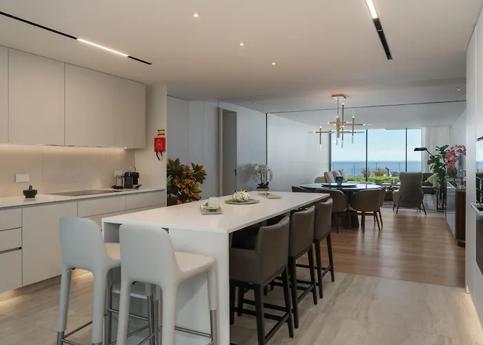 Luxury At Savoy Monumentalis